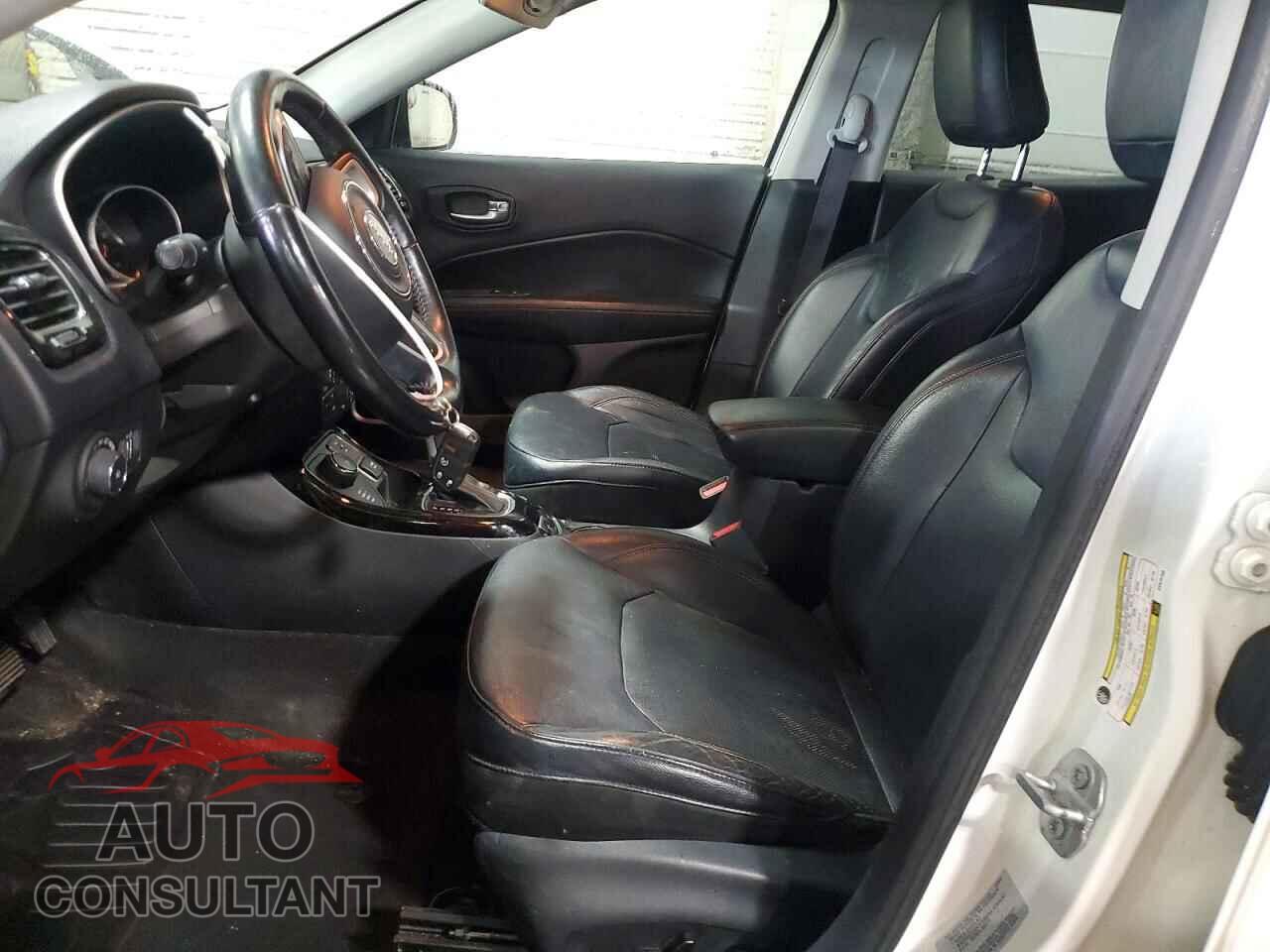 JEEP COMPASS 2017 - 3C4NJDCB9HT675156