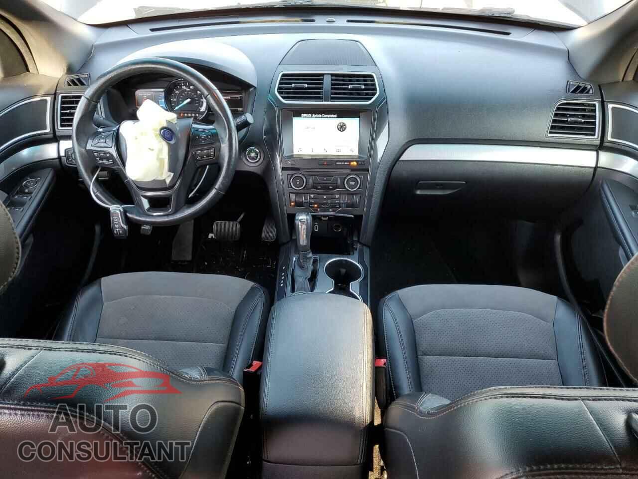 FORD EXPLORER 2017 - 1FM5K8D8XHGB05349