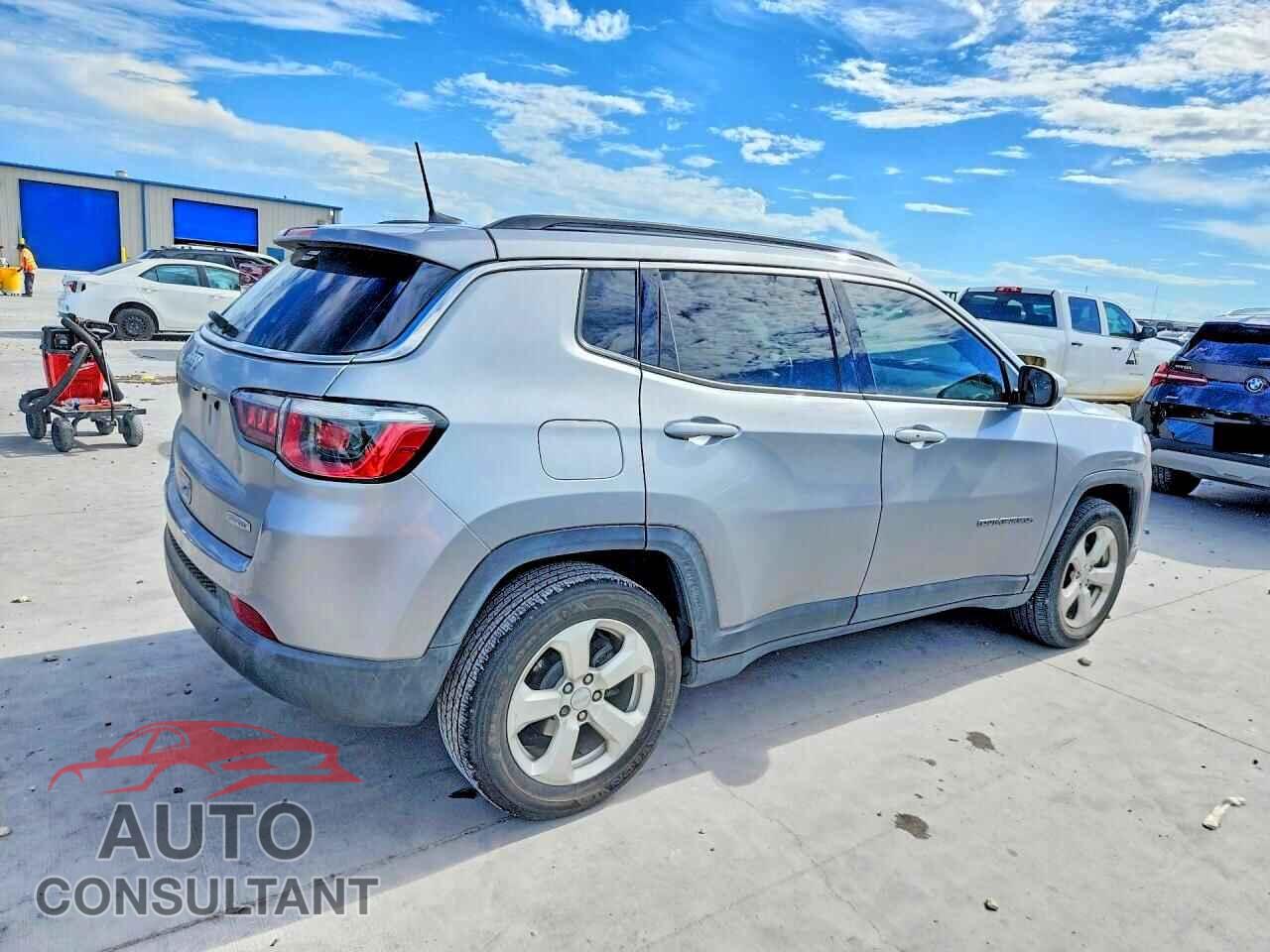 JEEP COMPASS 2017 - 3C4NJCBB9HT632903