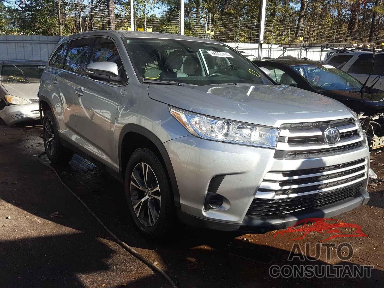 TOYOTA HIGHLANDER 2019 - 5TDZARFH7KS050433