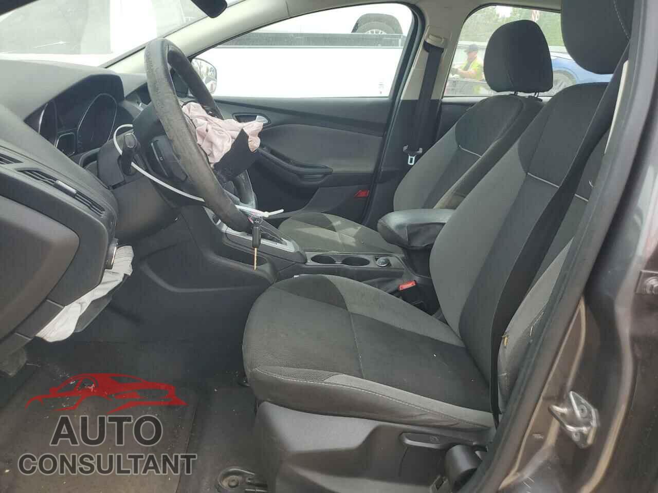 FORD FOCUS 2014 - 1FADP3K21EL390325