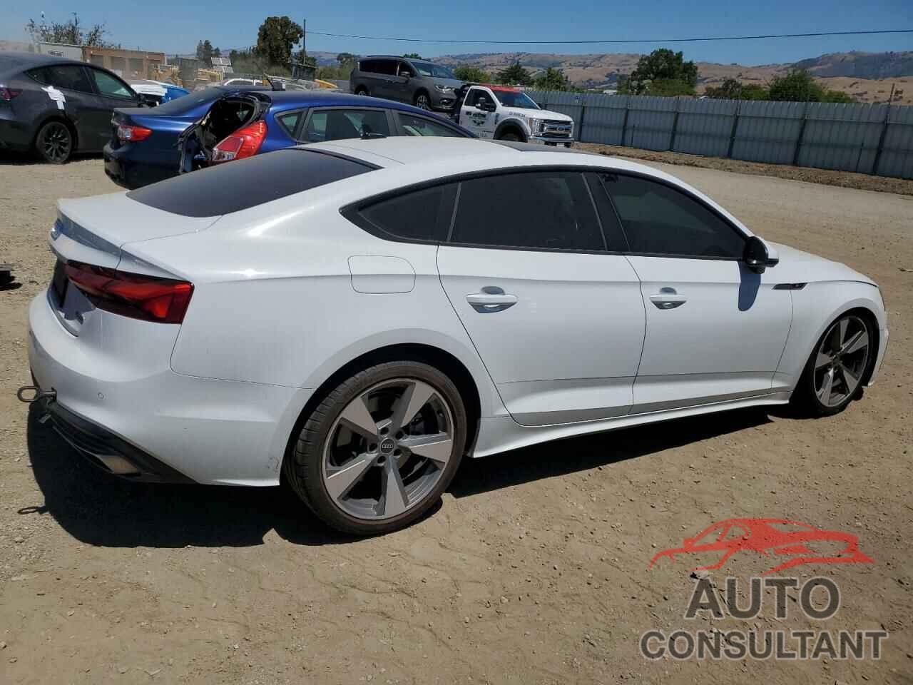 AUDI A5 2021 - WAUFACF5XMA042409