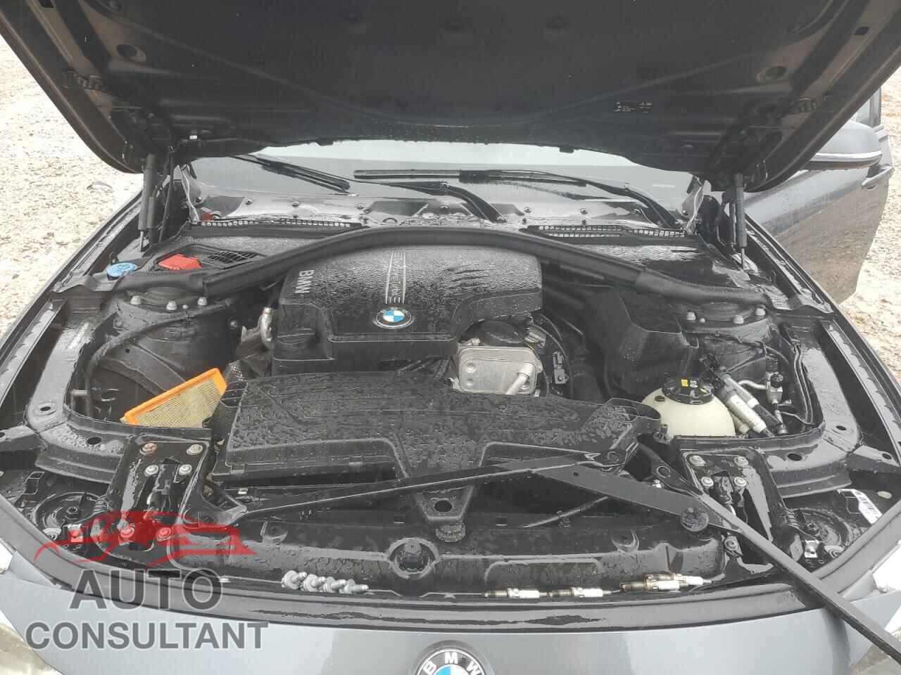BMW 3 SERIES 2016 - WBA8E9G56GNU28515