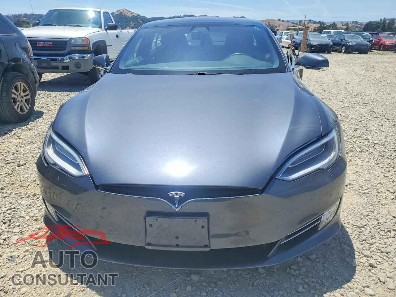 TESLA MODEL S 2019 - 5YJSA1E24KF307309