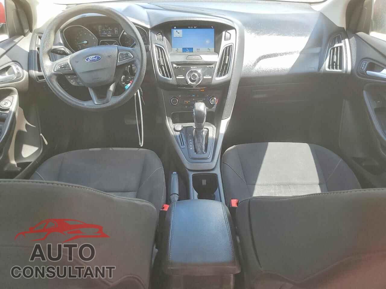 FORD FOCUS 2017 - 1FADP3H23HL256623
