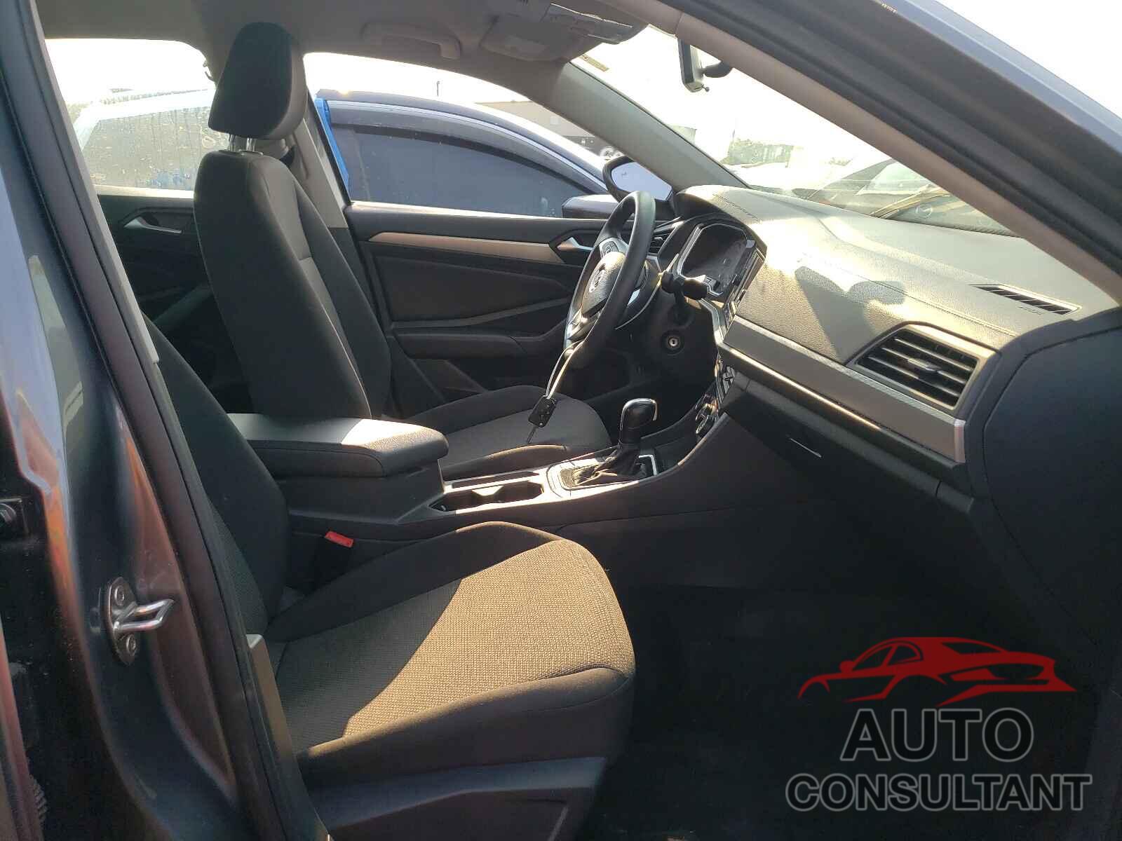 VOLKSWAGEN JETTA 2019 - 3VWC57BU5KM045441