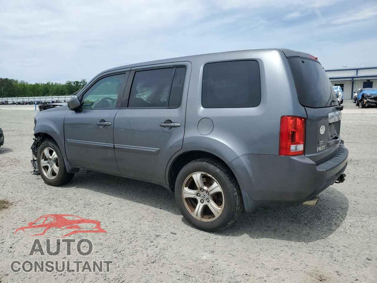 HONDA PILOT 2013 - 5FNYF4H59DB003916