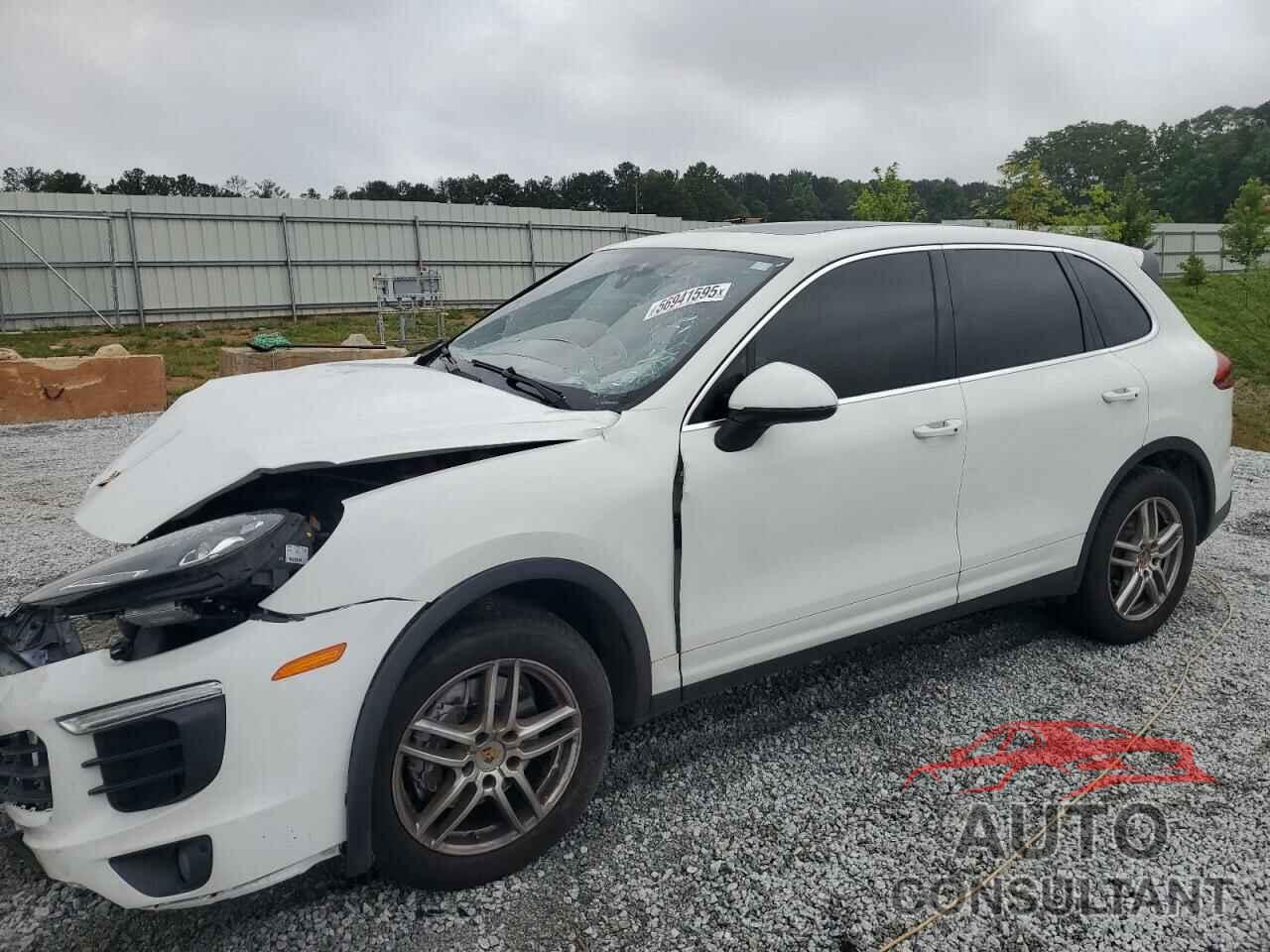 PORSCHE CAYENNE 2016 - WP1AA2A25GLA10575