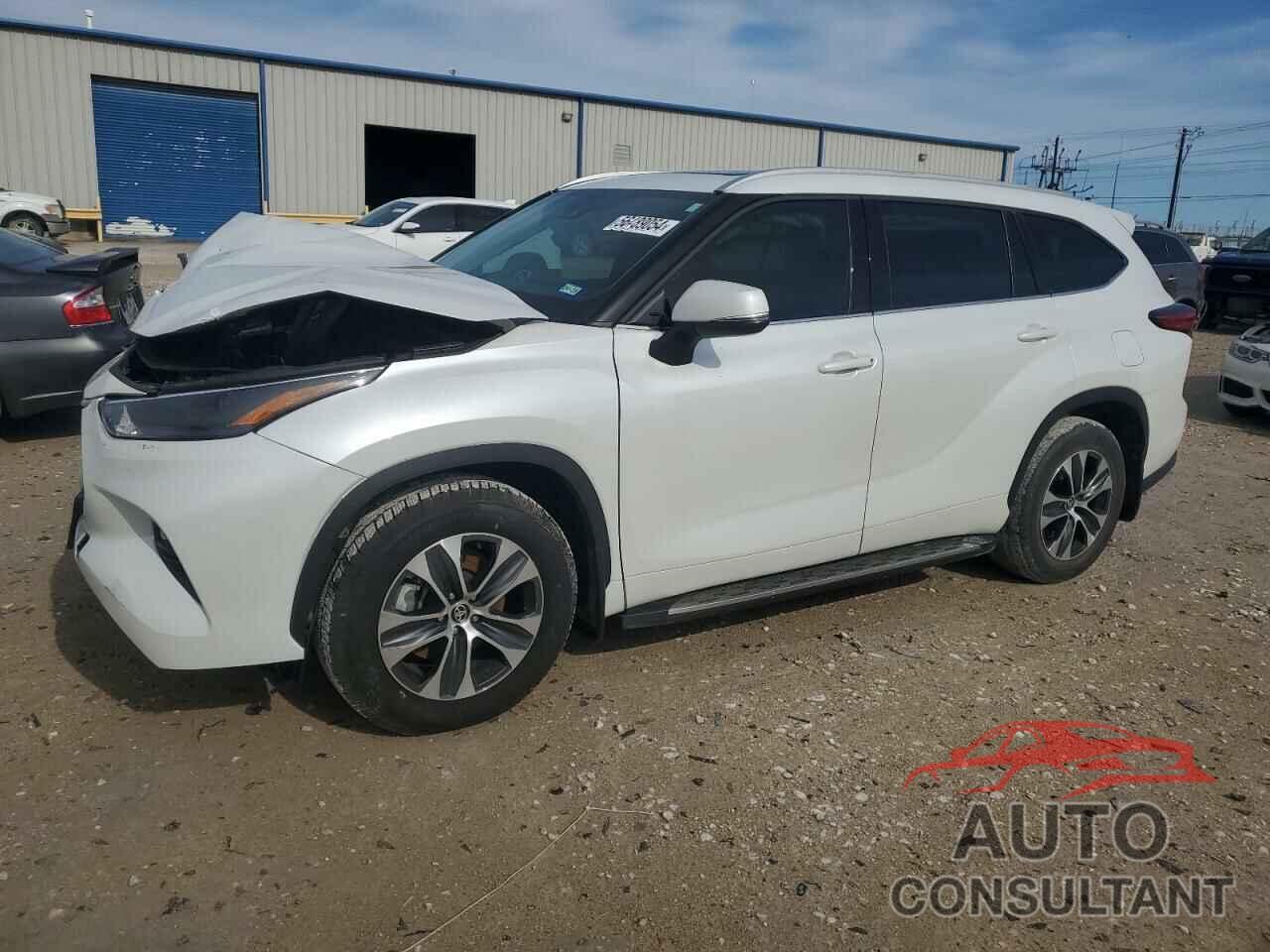 TOYOTA HIGHLANDER 2022 - 5TDGZRAH5NS550781