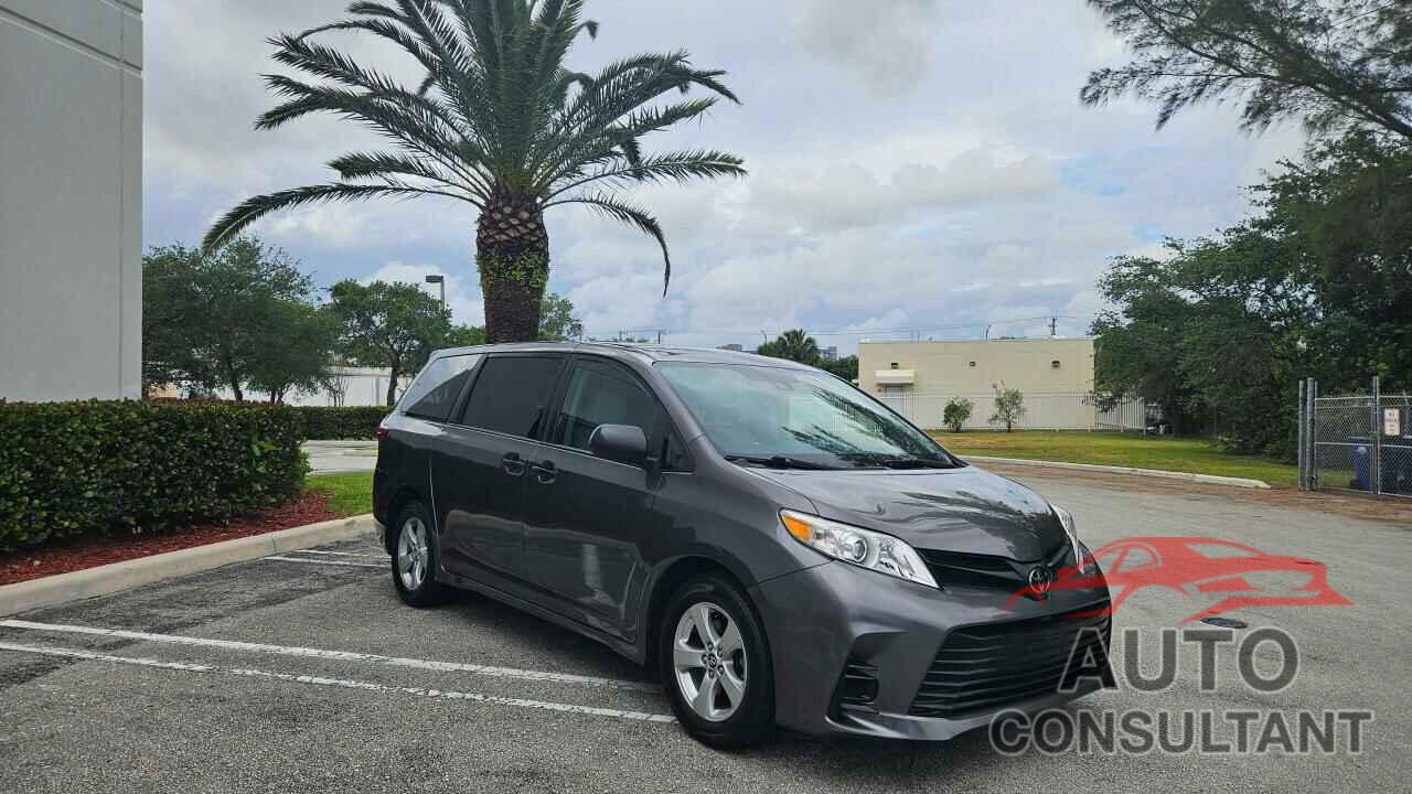 TOYOTA SIENNA 2020 - 5TDZZ3DC2LS023056