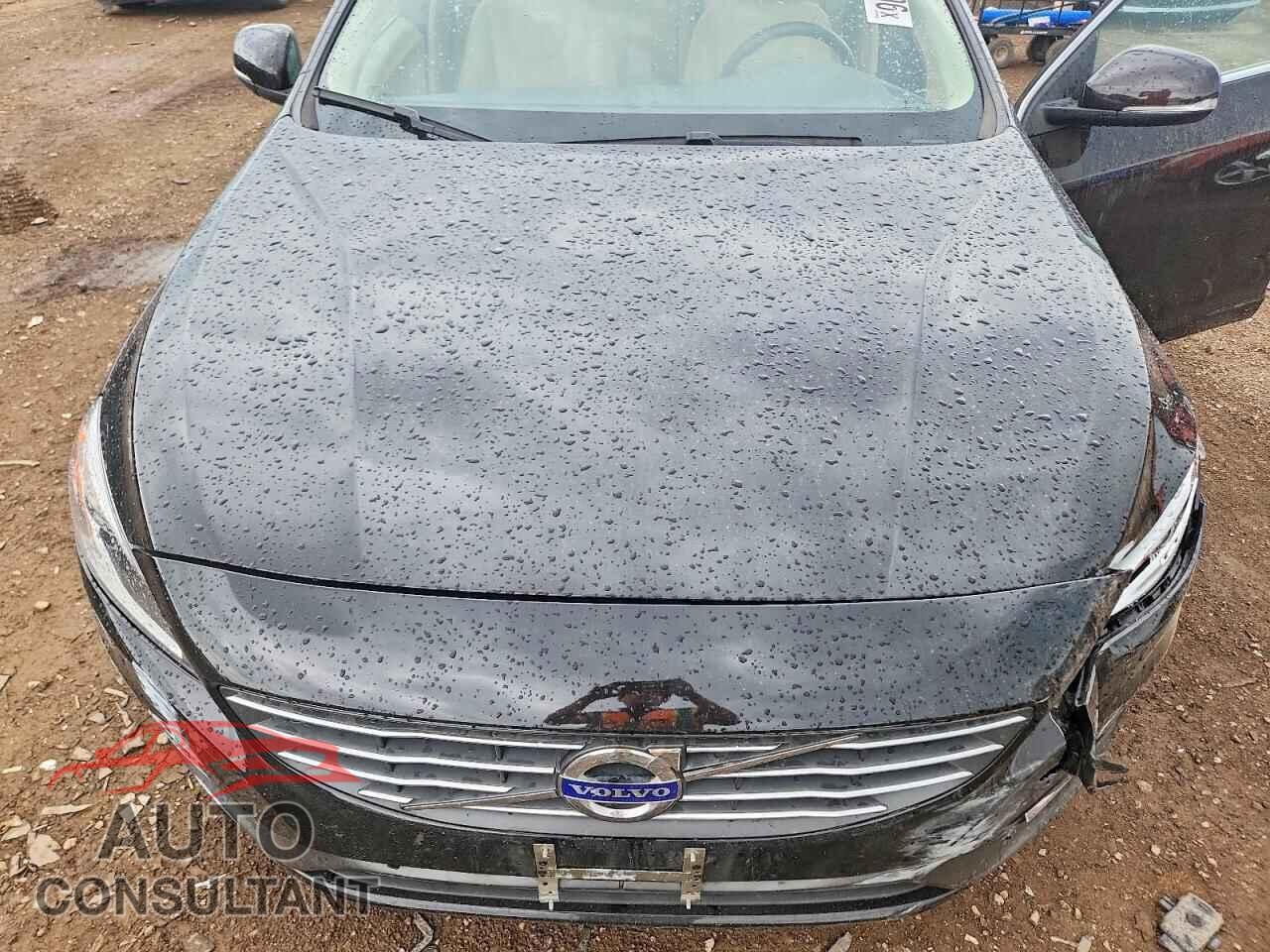 VOLVO S60 2015 - YV140MFB4F1306357