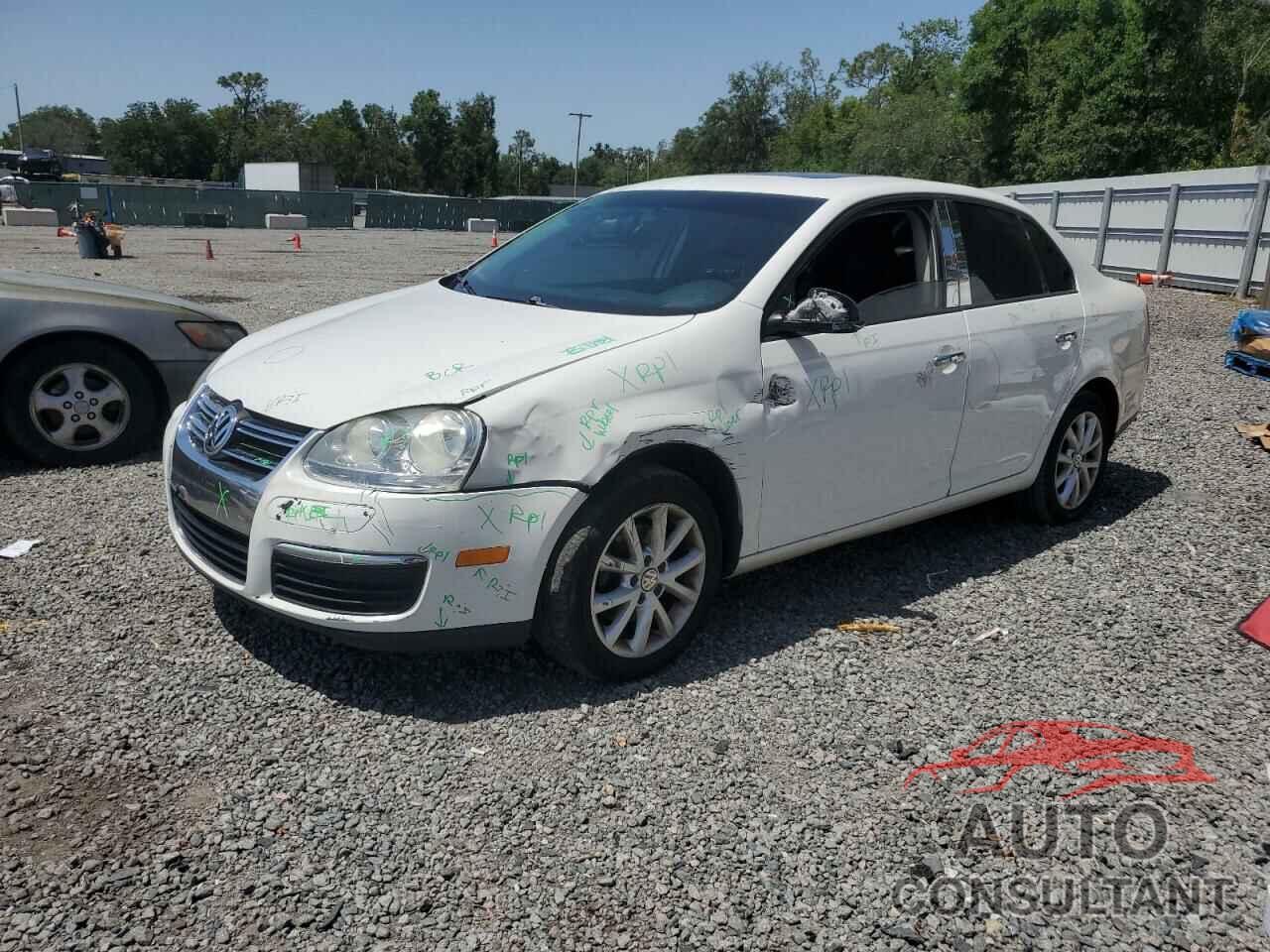VOLKSWAGEN JETTA 2010 - 3VWRX7AJXAM127675