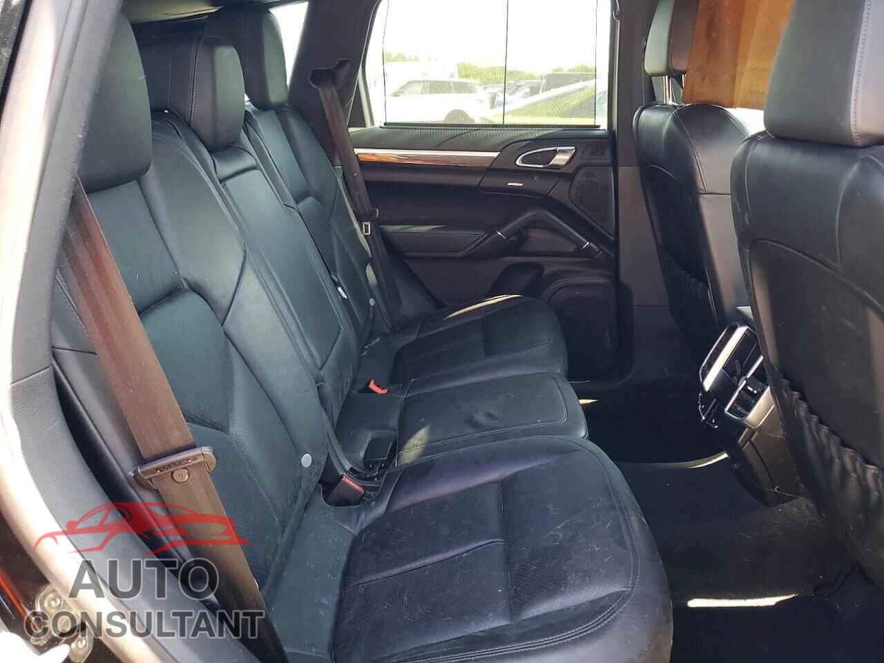 PORSCHE CAYENNE 2011 - WP1AE2A24BLA92800