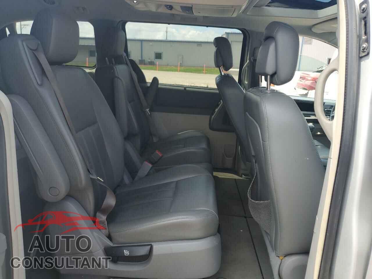 DODGE CARAVAN 2010 - 2D4RN5DX6AR390609