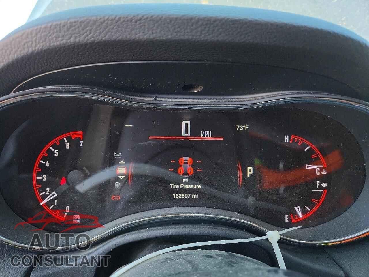 DODGE DURANGO 2018 - 1C4RDJDG4JC174498