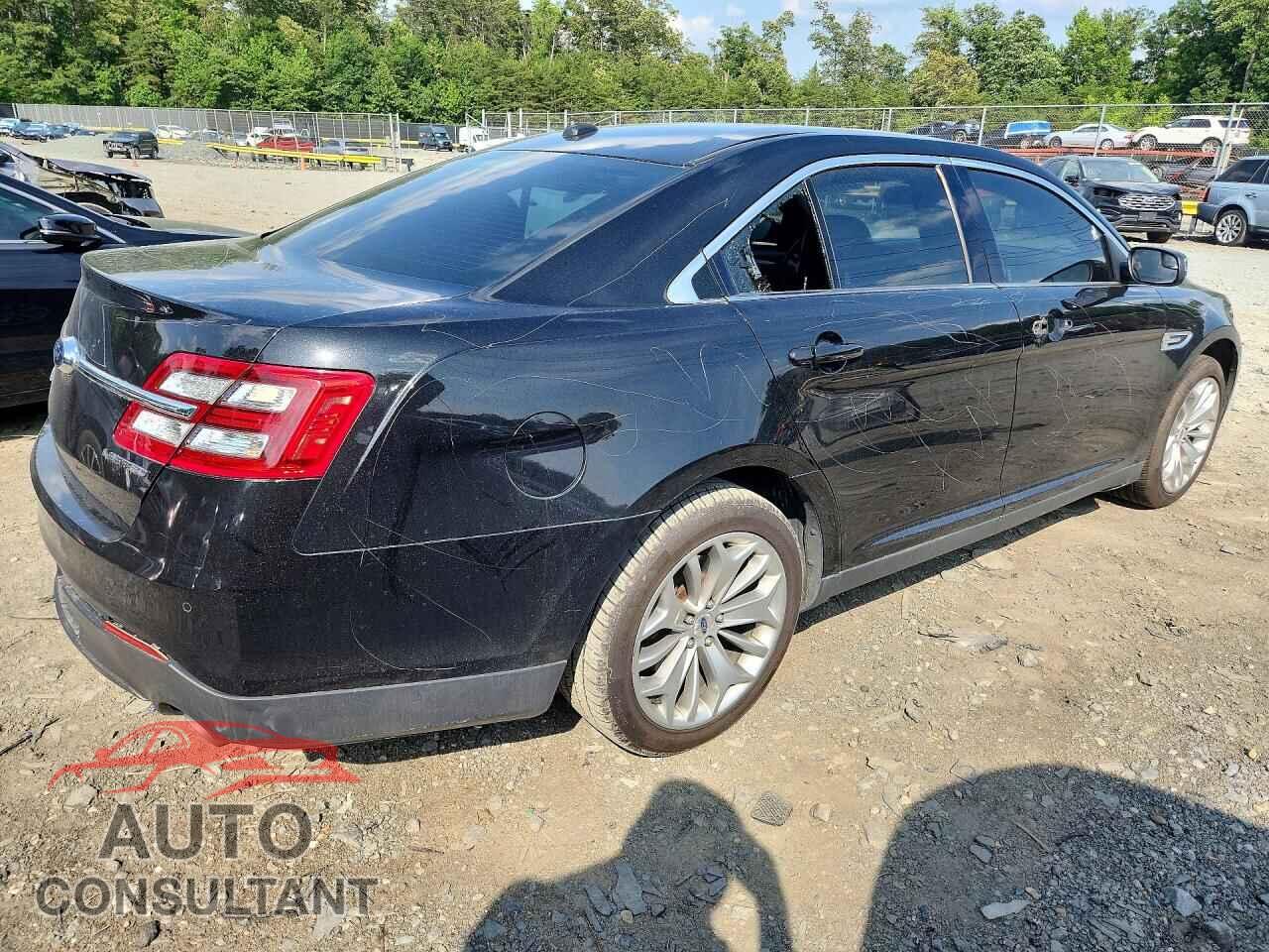 FORD TAURUS 2015 - 1FAHP2F82FG114515