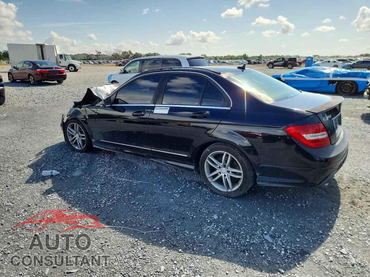 MERCEDES-BENZ C-CLASS 2014 - WDDGF8AB4ER313458