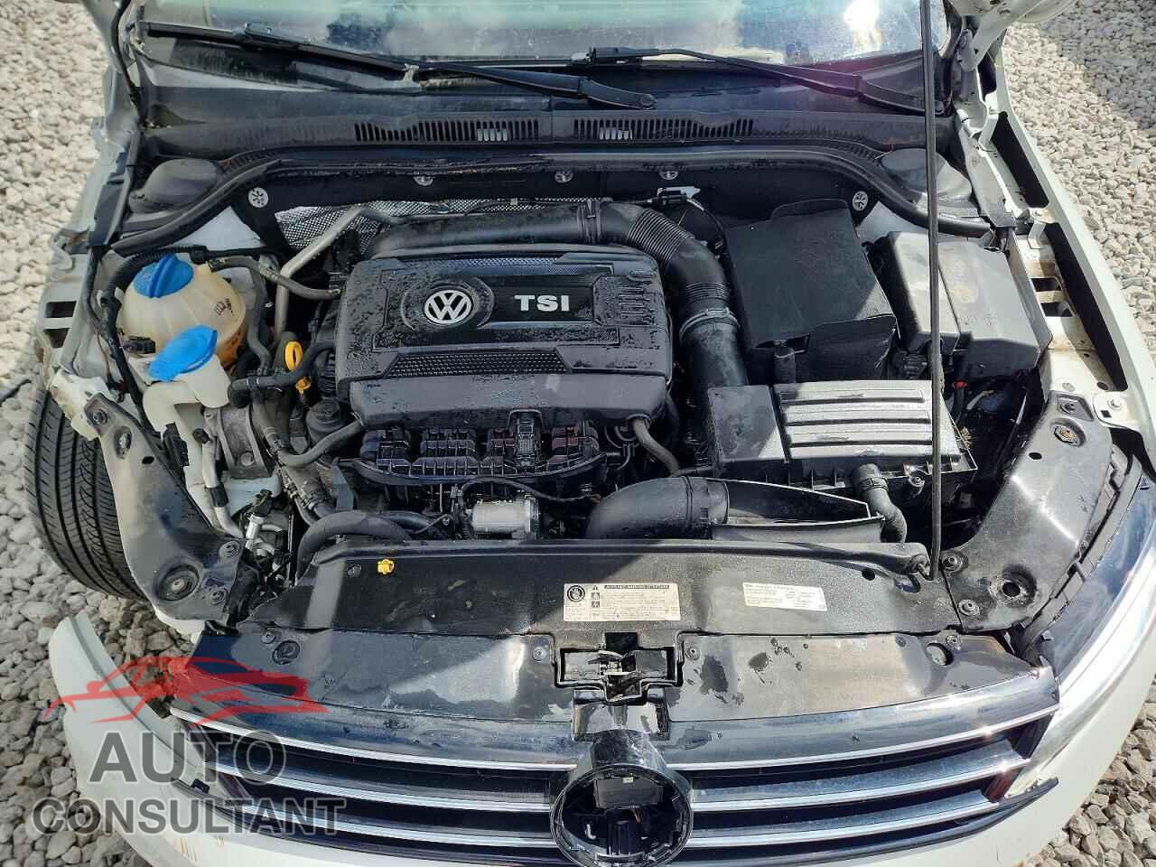 VOLKSWAGEN JETTA 2017 - 3VWL17AJ9HM398597