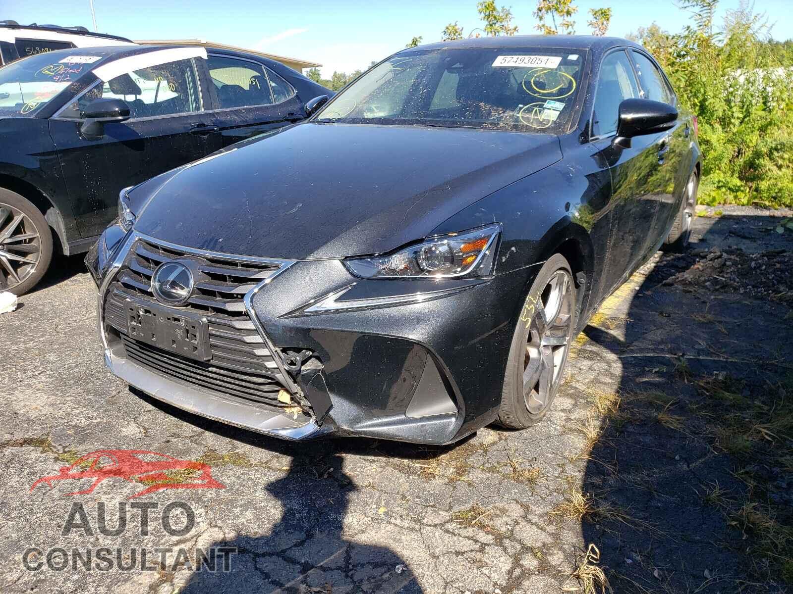 LEXUS IS 2018 - JTHC81D2XJ5033405