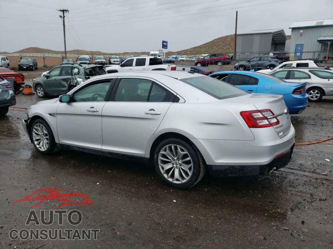 FORD TAURUS 2017 - 1FAHP2F80HG104830
