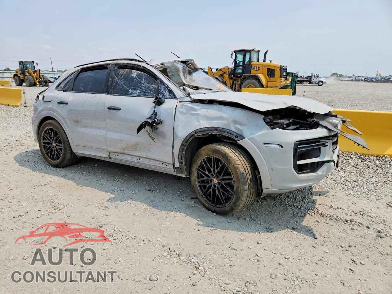 PORSCHE CAYENNE 2024 - WP1AM2AY8RDA48309