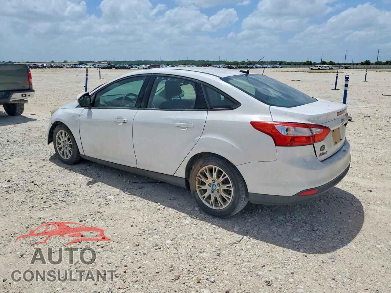 FORD FOCUS 2012 - 1FAHP3F22CL178140