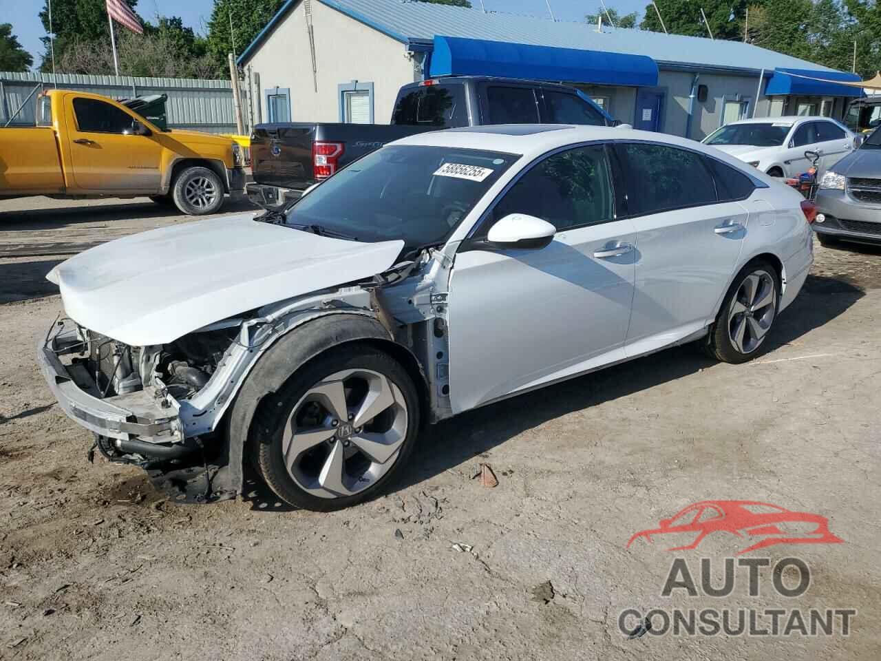 HONDA ACCORD 2018 - 1HGCV1F95JA105009