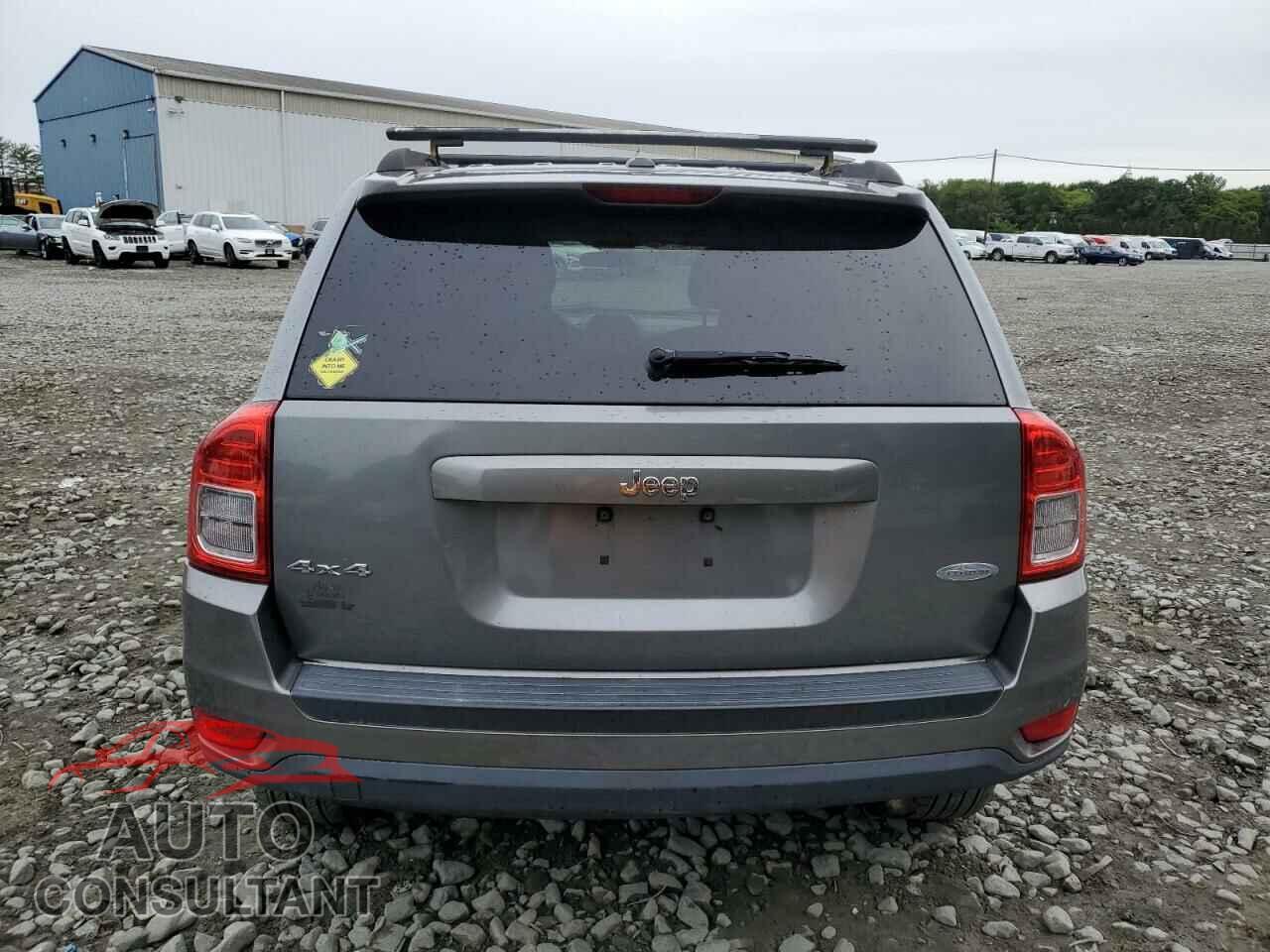 JEEP COMPASS 2011 - 1J4NF1FB0BD282956