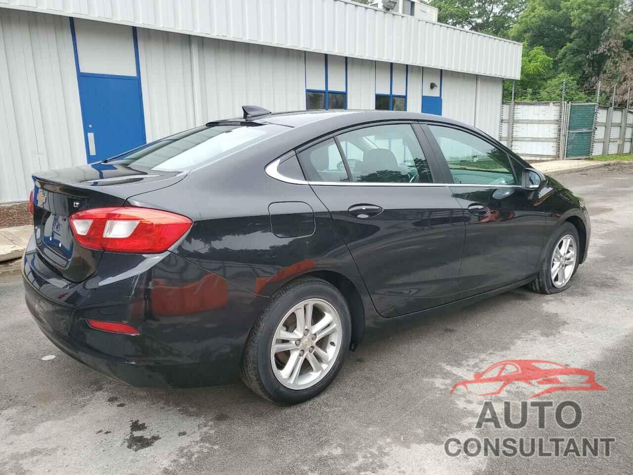 CHEVROLET CRUZE 2017 - 1G1BE5SM9H7233930