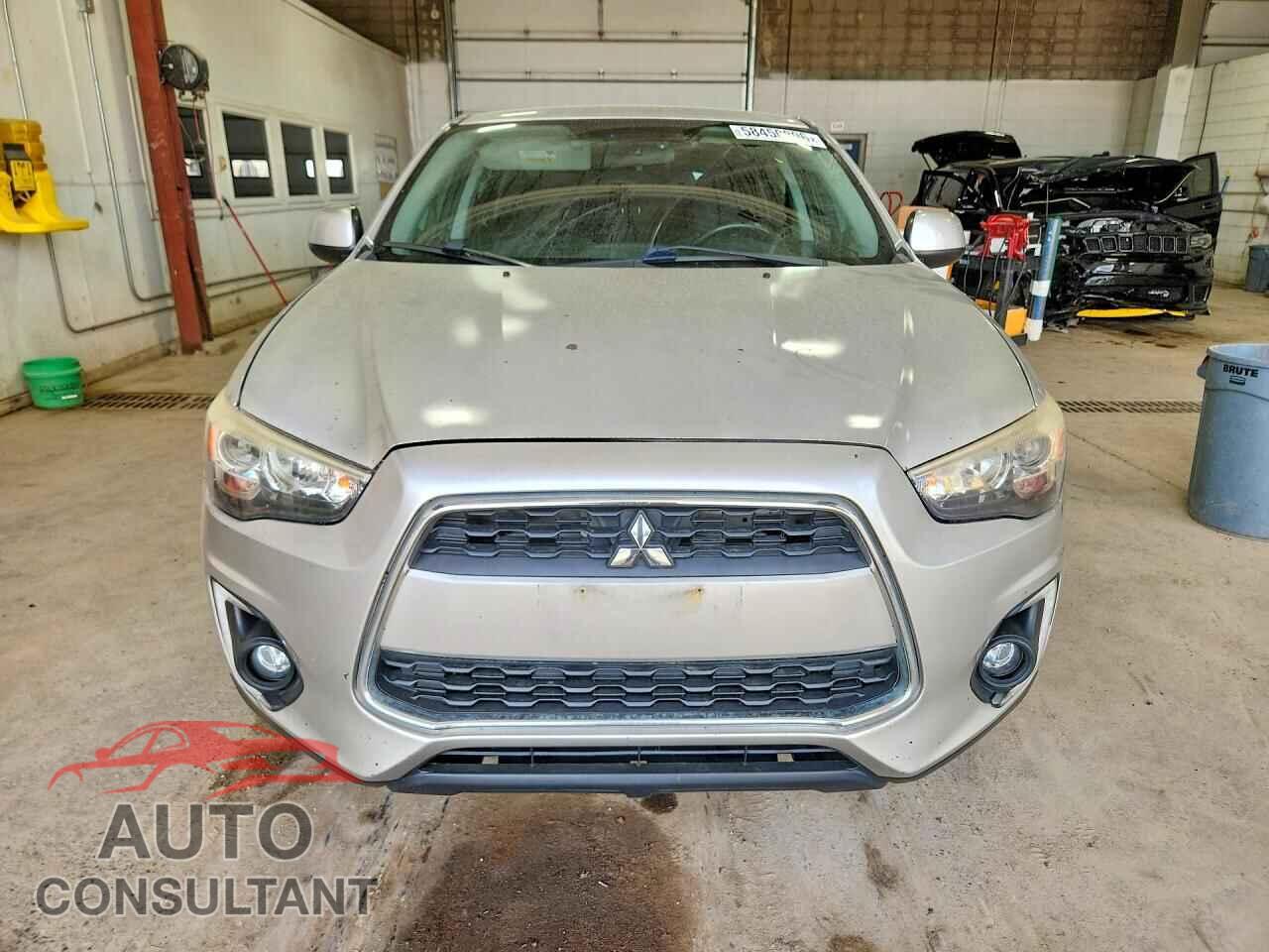 MITSUBISHI OUTLANDER 2015 - 4A4AP4AU1FE008783