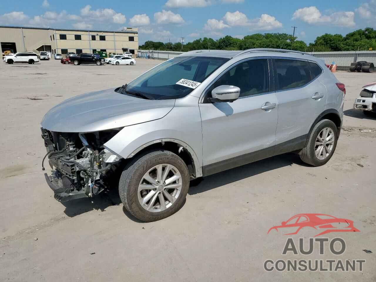 NISSAN ROGUE 2018 - JN1BJ1CP7JW184861