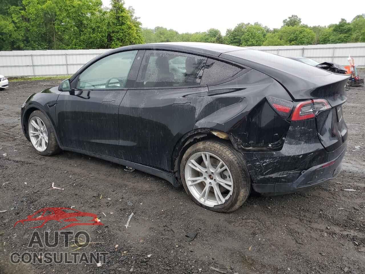 TESLA MODEL Y 2022 - 7SAYGAEE9NF382159
