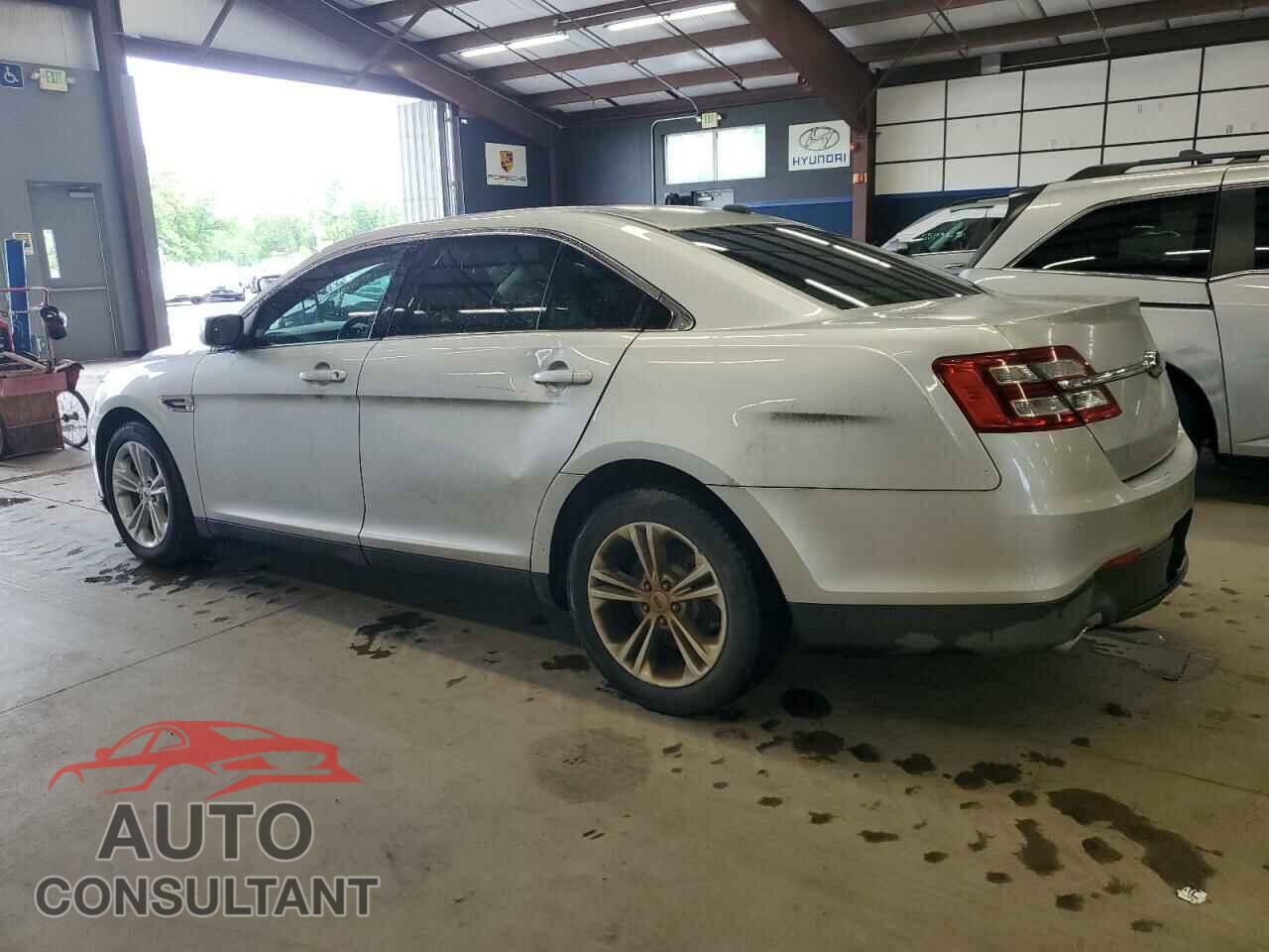 FORD TAURUS 2014 - 1FAHP2E86EG128370