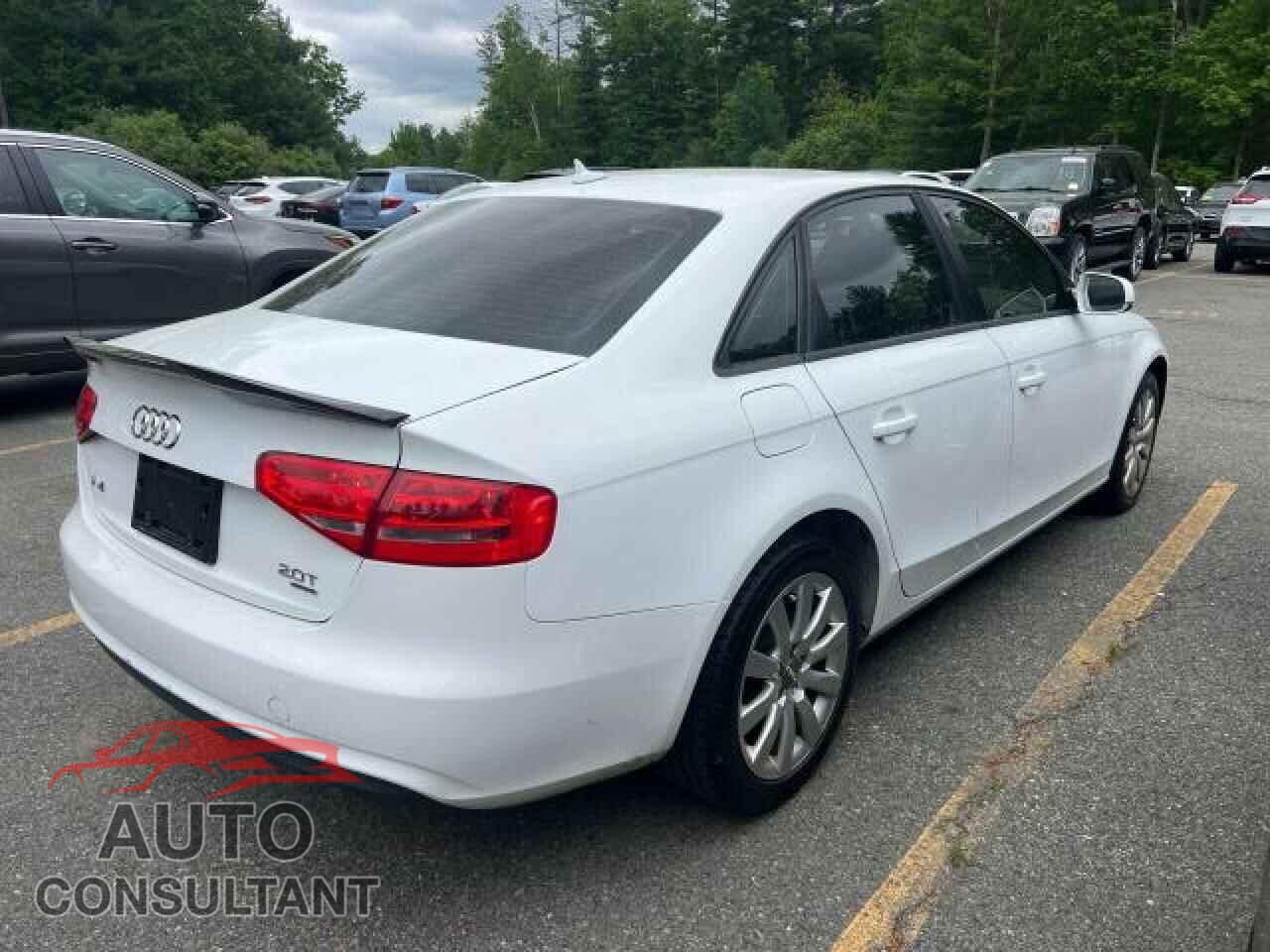 AUDI A4 2013 - WAUBFAFL0DN036100