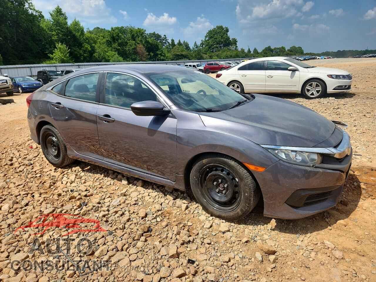 HONDA CIVIC 2018 - 2HGFC2F55JH585625