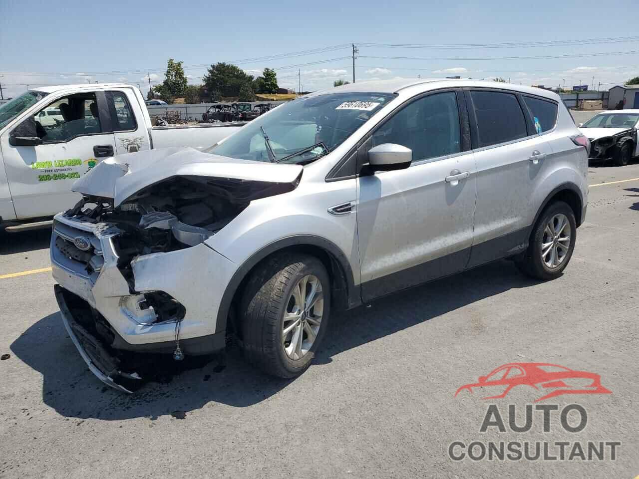FORD ESCAPE 2017 - 1FMCU0GDXHUB05106