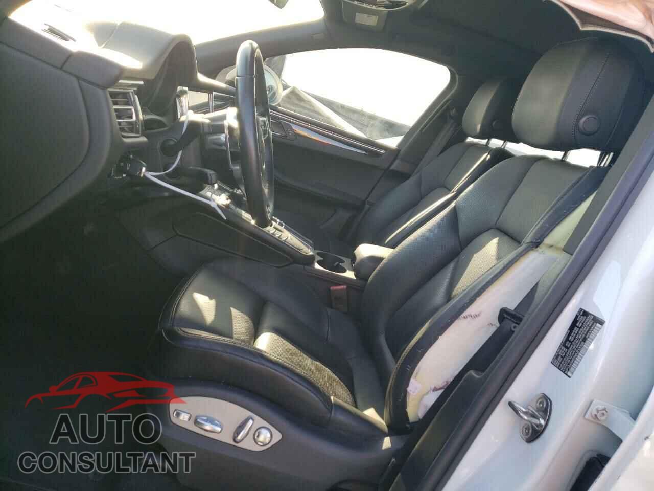 PORSCHE MACAN 2021 - WP1AA2A59MLB13200