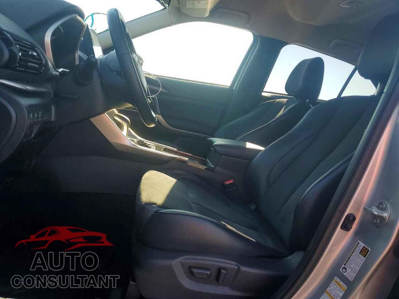 MITSUBISHI ECLIPSE 2024 - JA4ATWAA6RZ046943