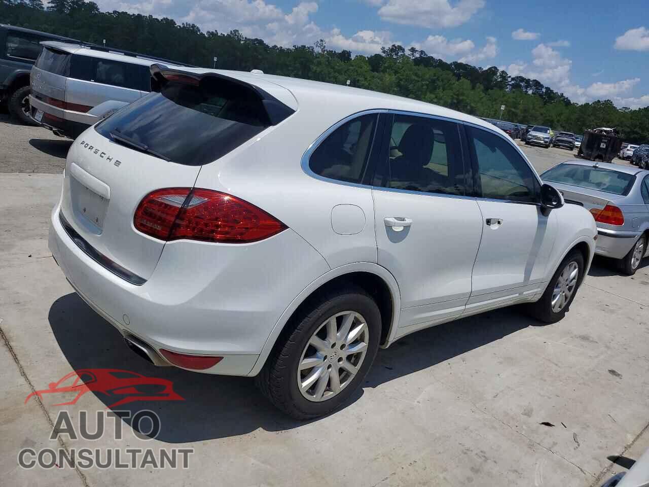 PORSCHE CAYENNE 2012 - WP1AA2A21CLA11619