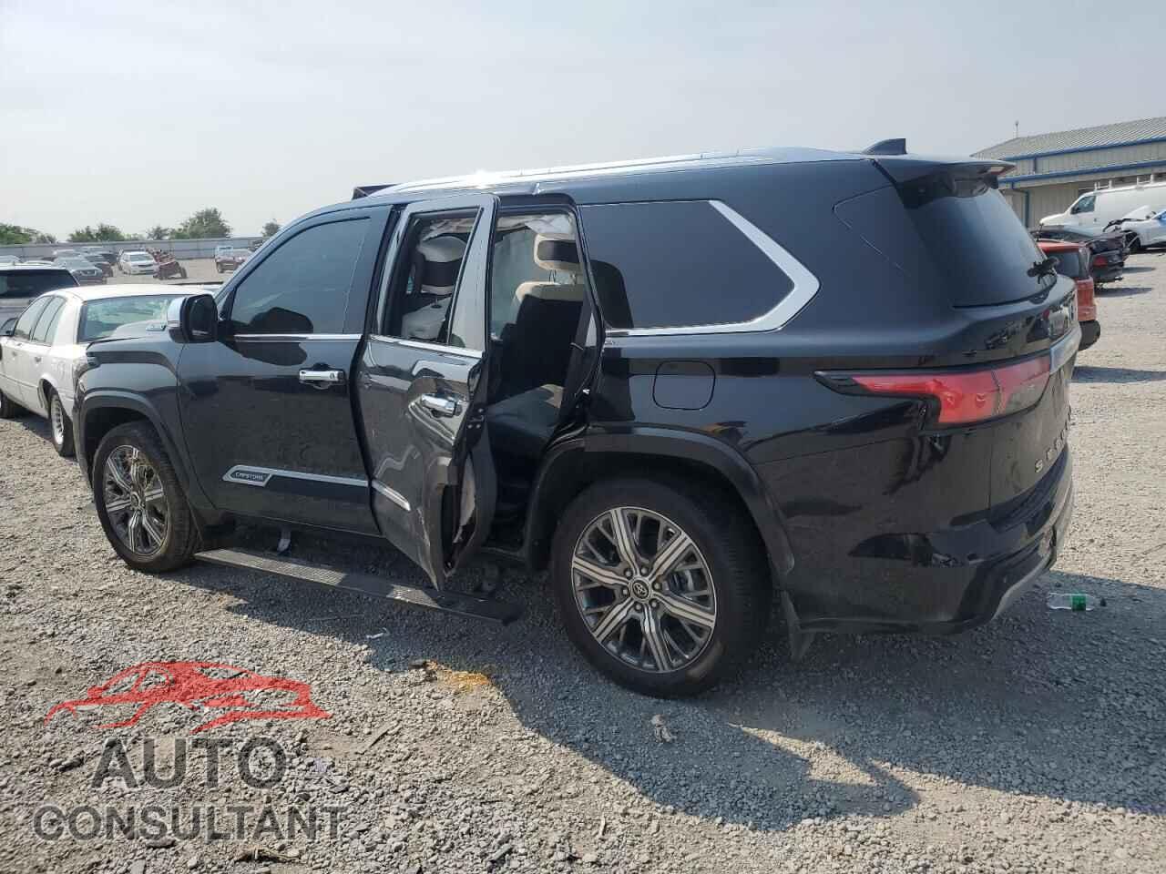 TOYOTA SEQUOIA 2023 - 7SVAAABA9PX007128