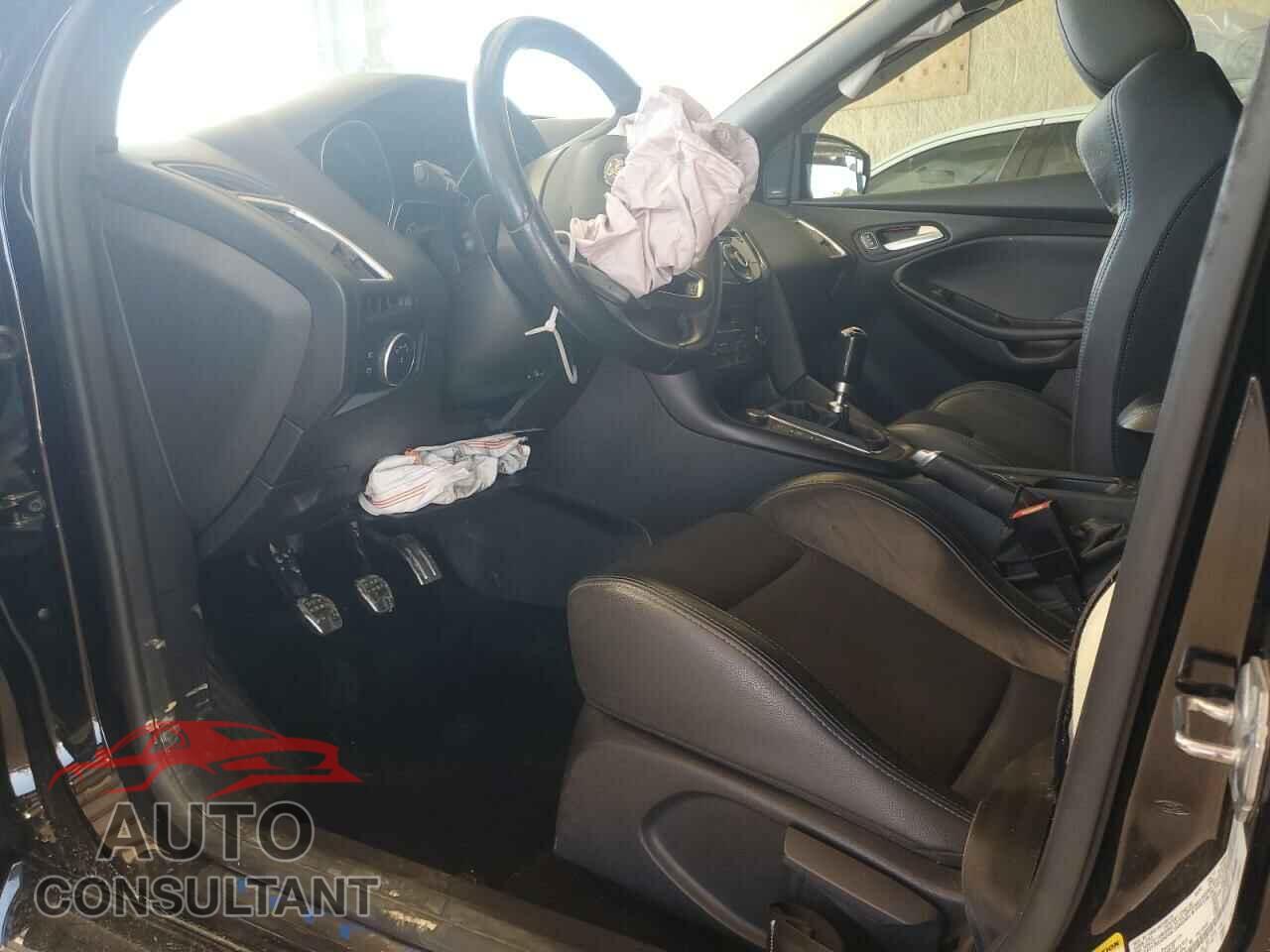 FORD FOCUS 2017 - WF0DP3TH3H4124541