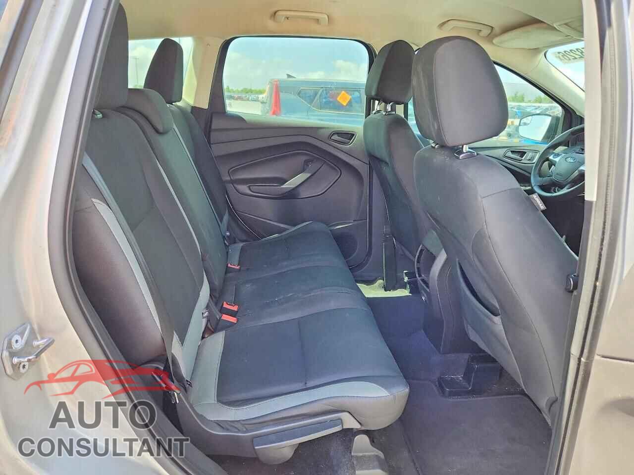 FORD ESCAPE 2016 - 1FMCU0F73GUC51695