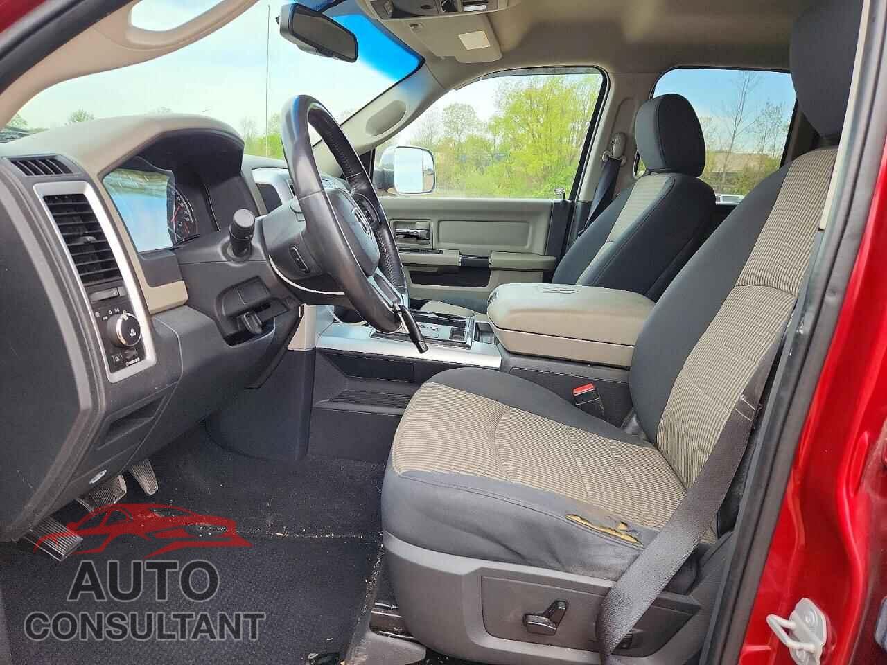 DODGE RAM 1500 2012 - 1C6RD7GT9CS217129
