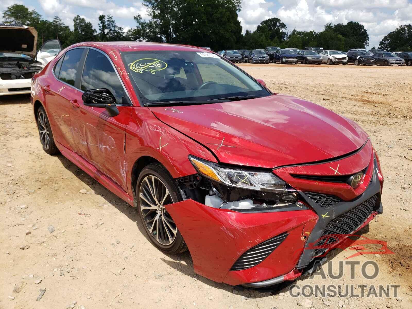 TOYOTA CAMRY 2020 - 4T1G11AK7LU305893