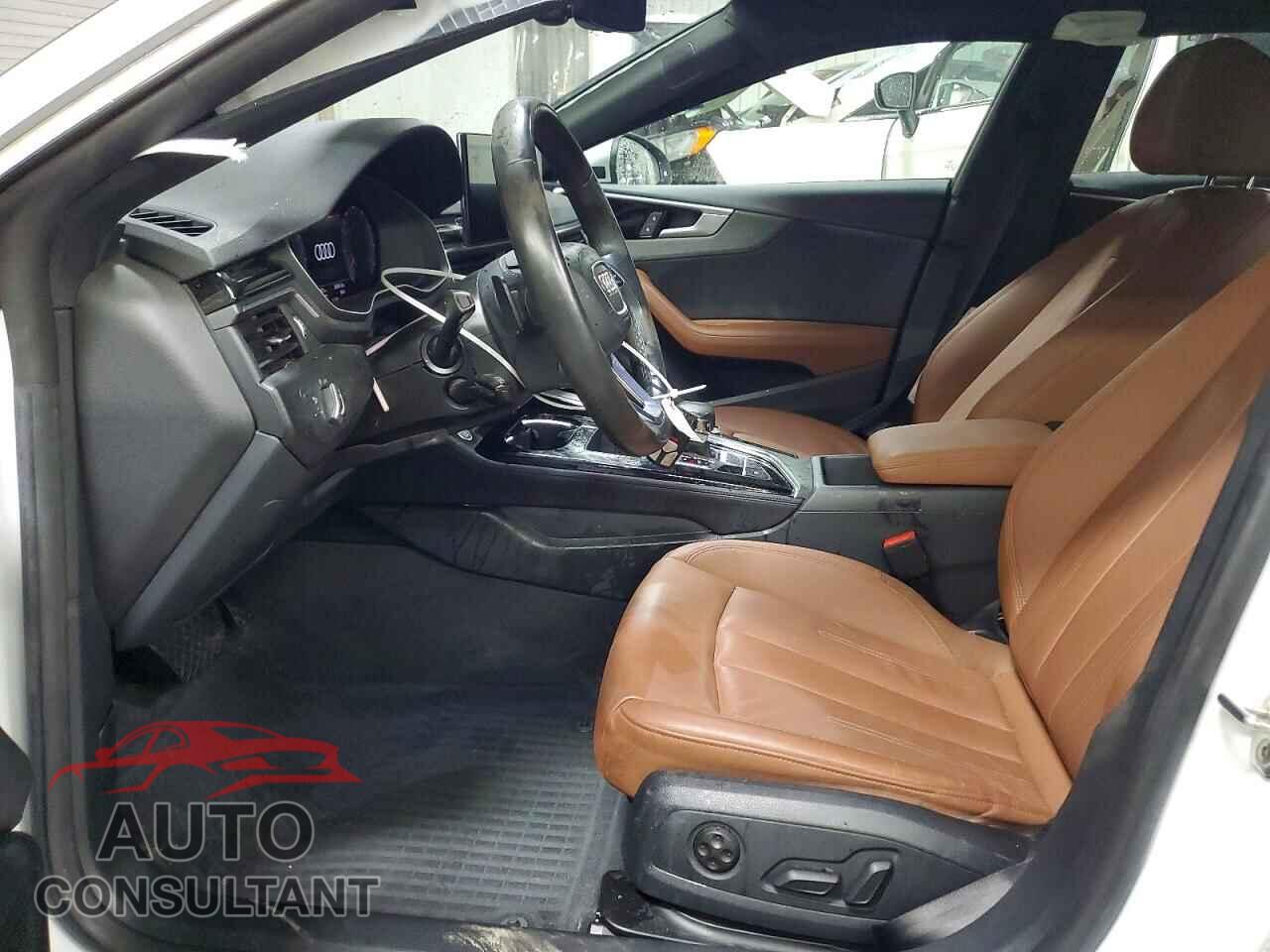 AUDI A5 2021 - WAUCBCF55MA018406