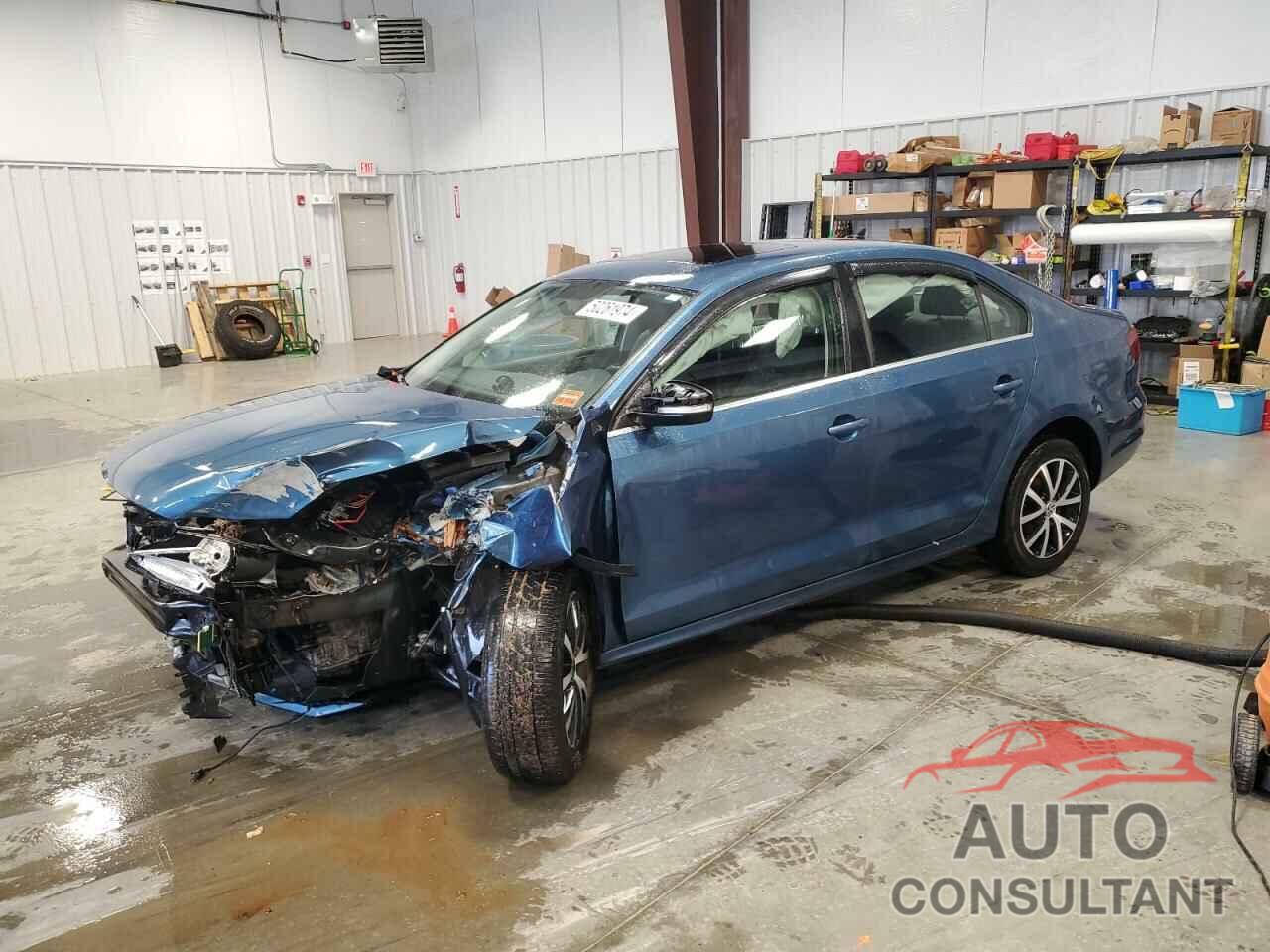 VOLKSWAGEN JETTA 2017 - 3VWDB7AJ9HM257501