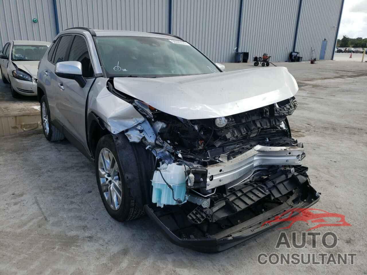 TOYOTA RAV4 2019 - JTMC1RFV6KD032772