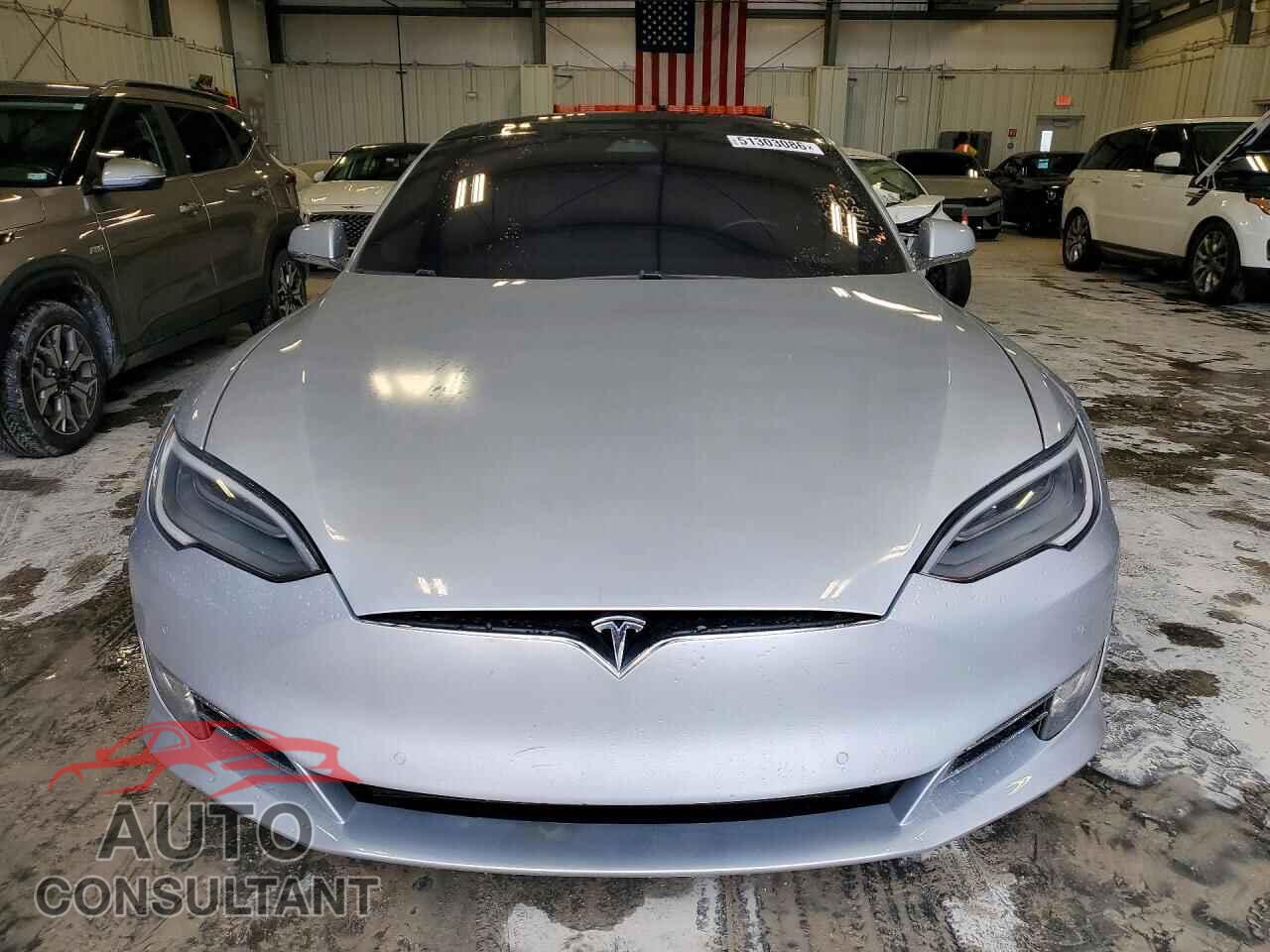 TESLA MODEL S 2018 - 5YJSA1E23JF275399