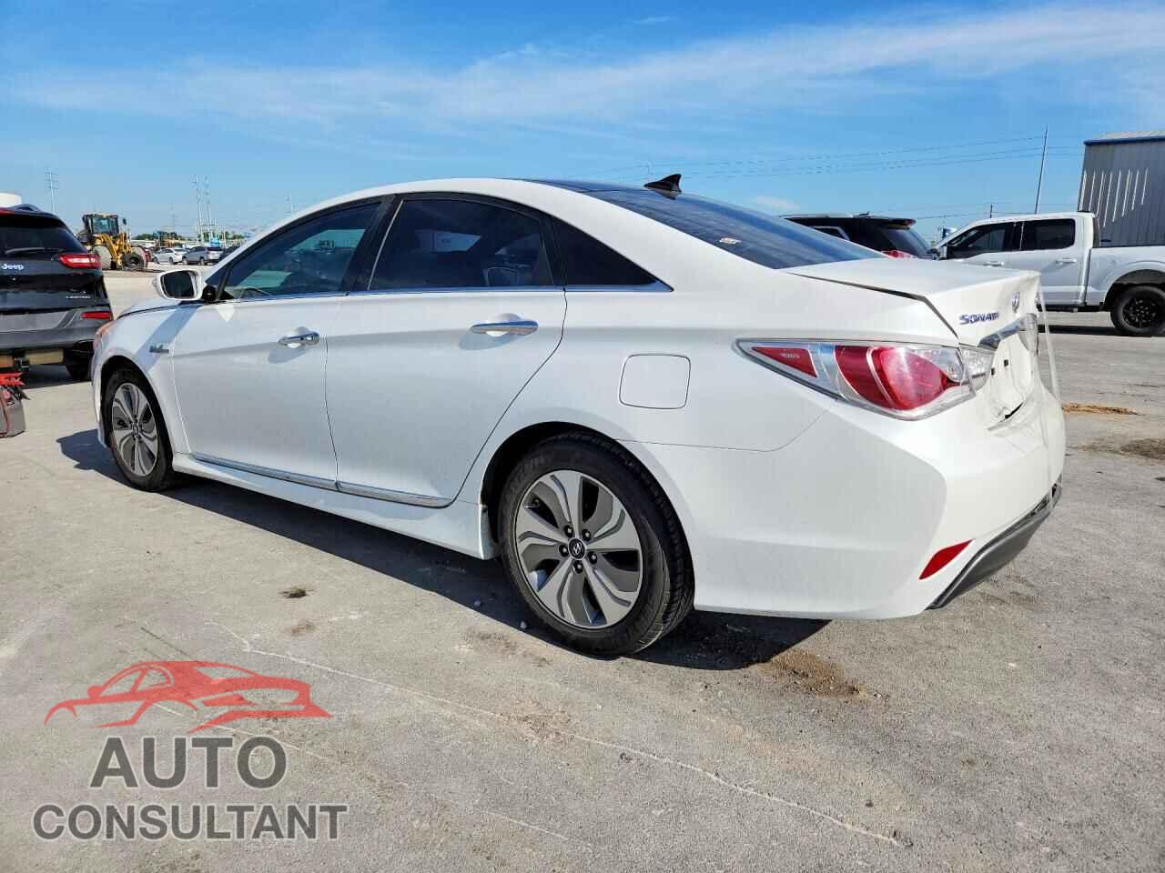 HYUNDAI SONATA 2015 - KMHEC4A46FA123788