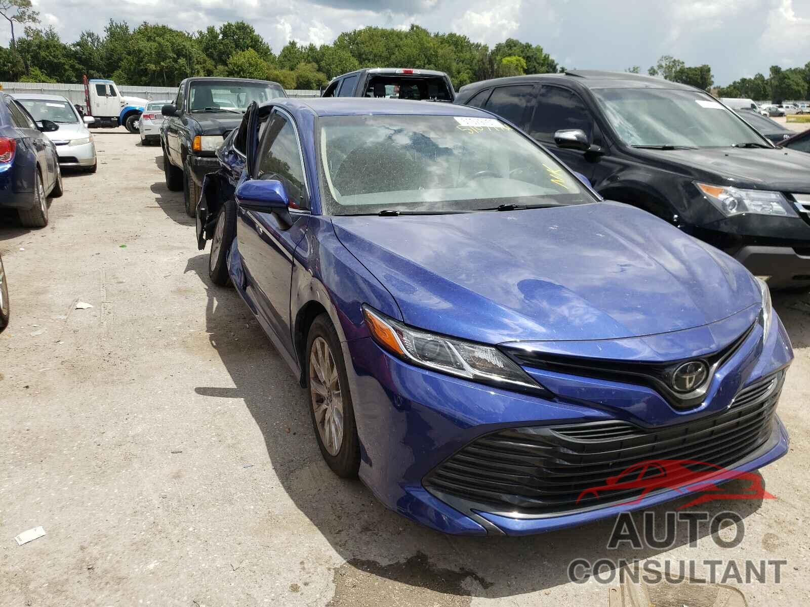 TOYOTA CAMRY 2018 - JTNB11HK5J3019284